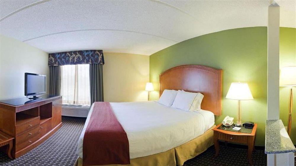 Holiday Inn Express & Suites Charlotte Arpt-Belmont By Ihg Extérieur photo