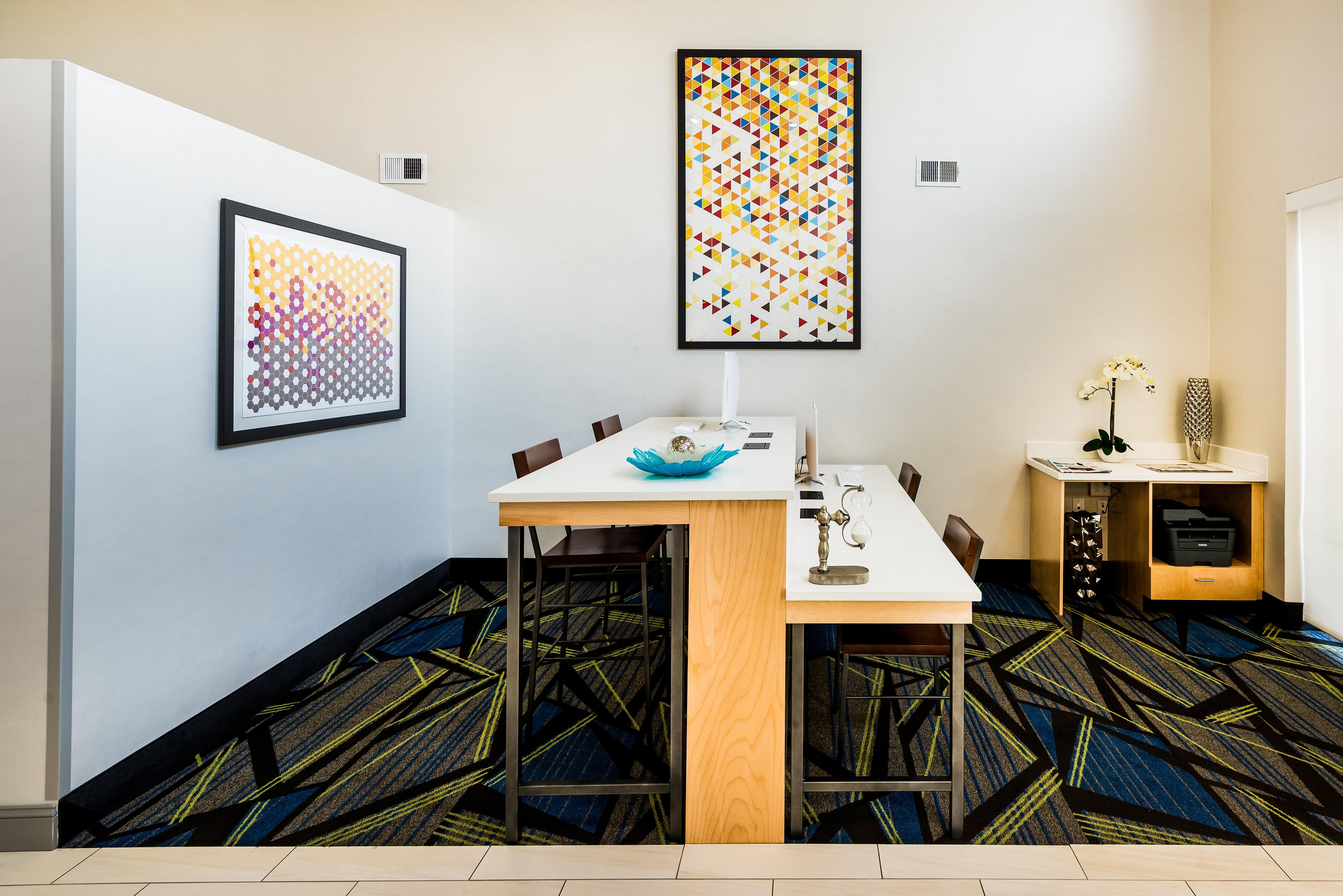 Holiday Inn Express & Suites Charlotte Arpt-Belmont By Ihg Extérieur photo