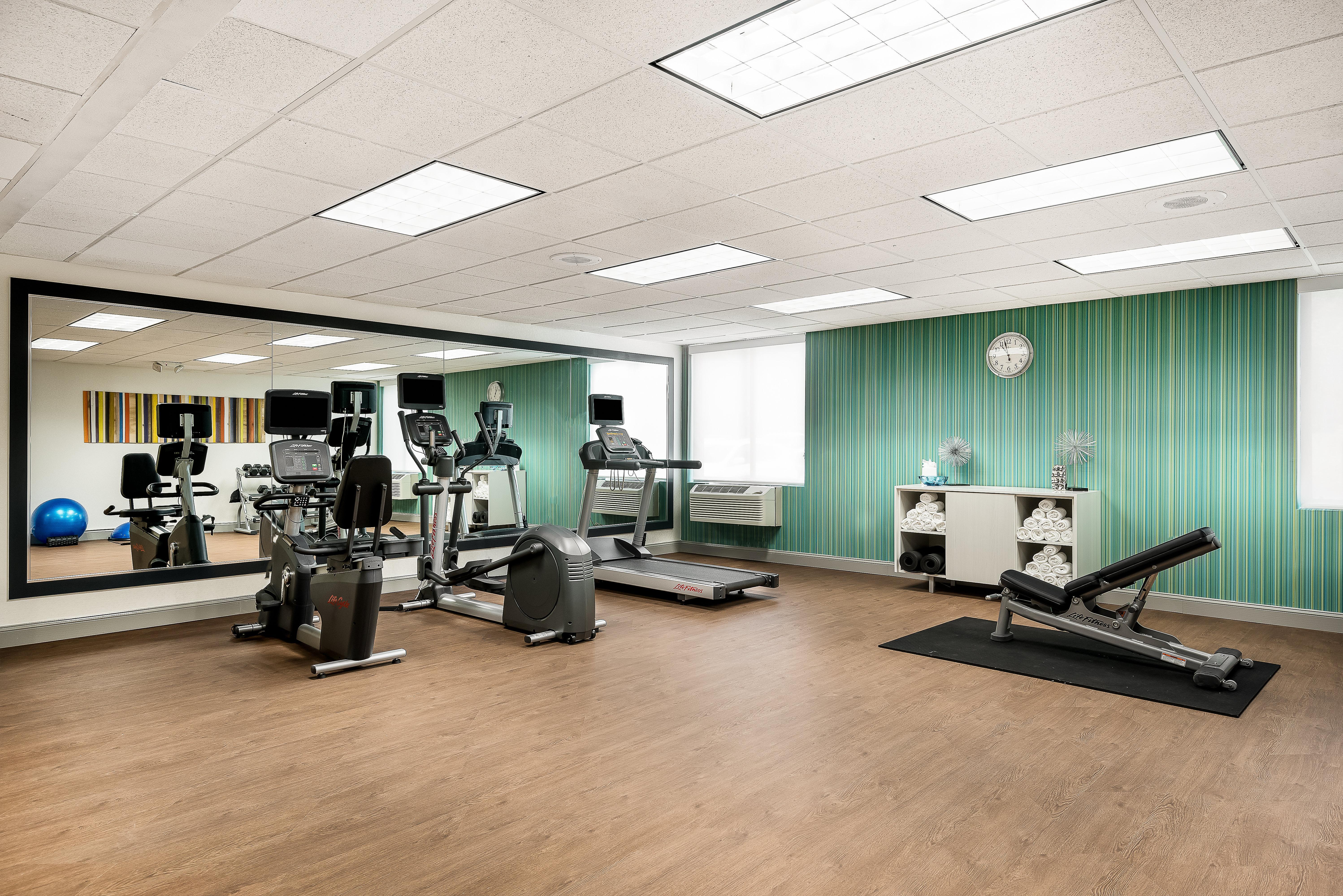 Holiday Inn Express & Suites Charlotte Arpt-Belmont By Ihg Extérieur photo